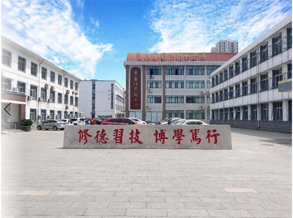 哪個(gè)學(xué)?？梢詫W(xué)習(xí)老年服務(wù)與管理專業(yè)？   