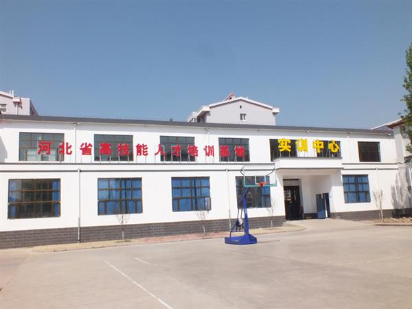 張家口裝備制造技工學(xué)校值得選擇嗎？