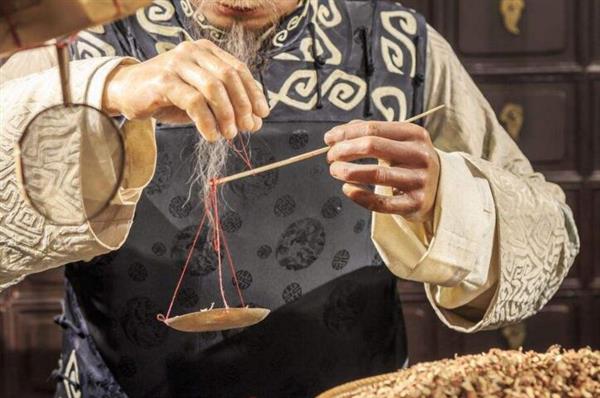 山東醫(yī)藥技師學(xué)院中藥制藥專業(yè)怎么樣？
