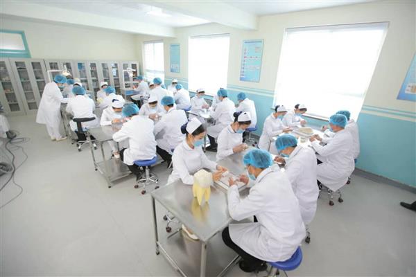 河北護理學校有哪些優(yōu)惠政策？畢業(yè)生待遇如何？
